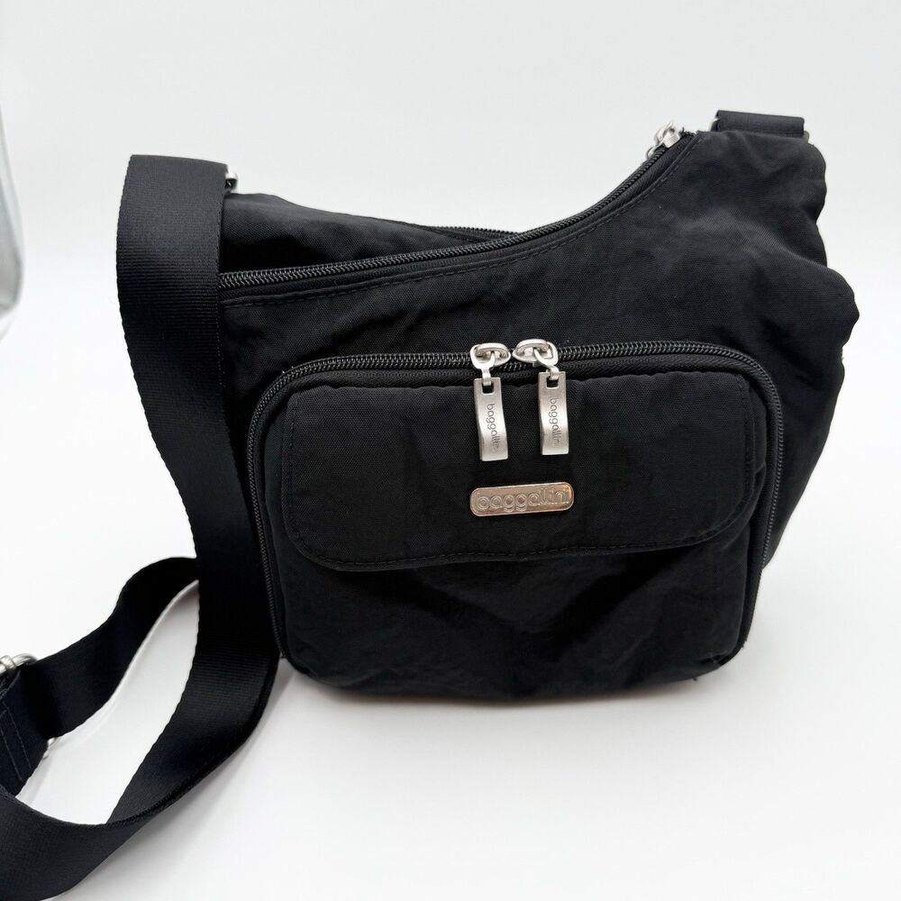 Baggallini Criss Cross Crossbody Bag Black Multi Pocket Adjustable $90 MSRP
